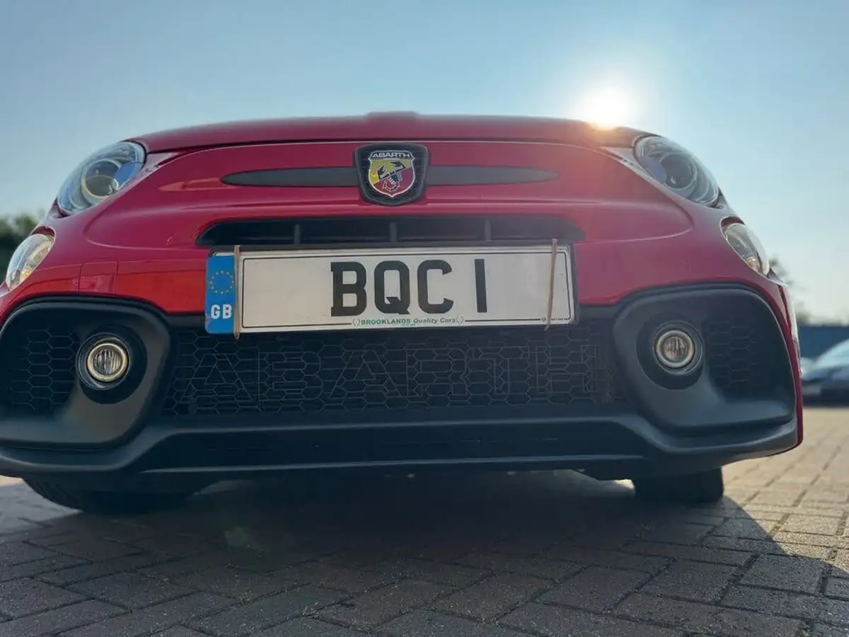 2017-abarth-595-14-tjet-competizione-big-41