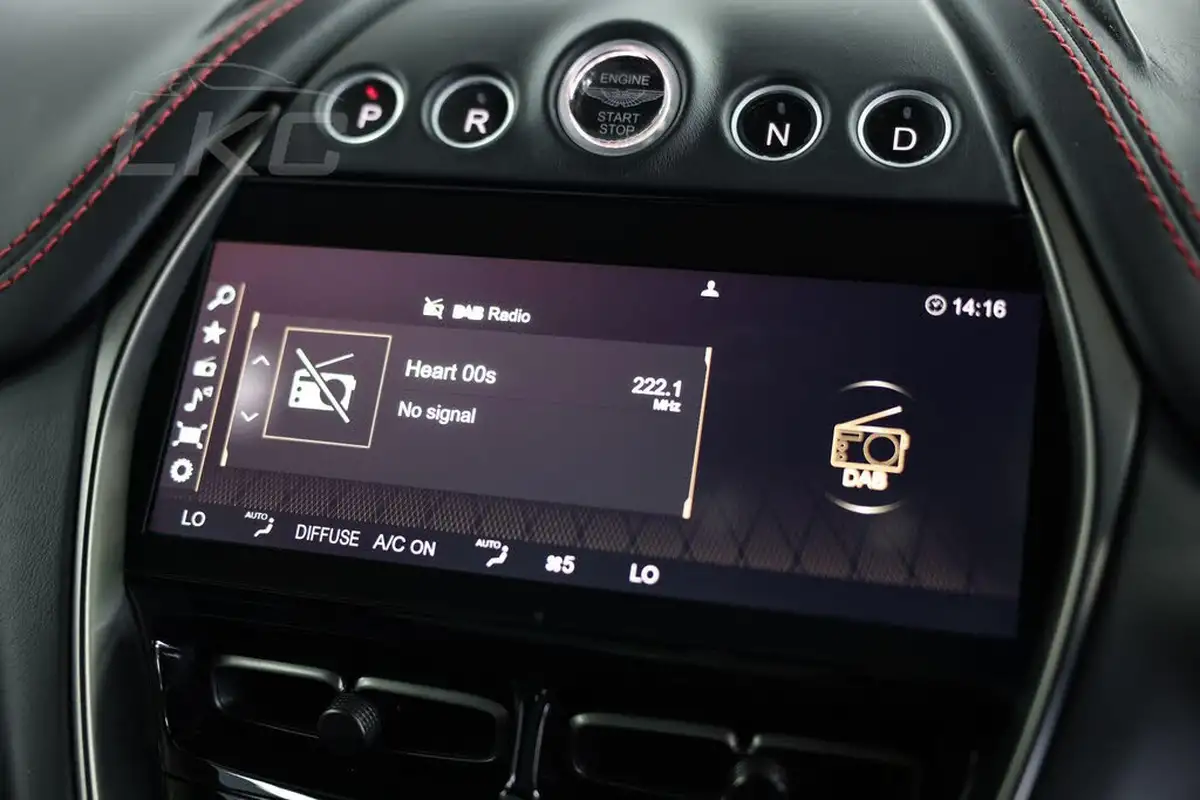 2020-aston-martin-dbx-40-v8-big-26