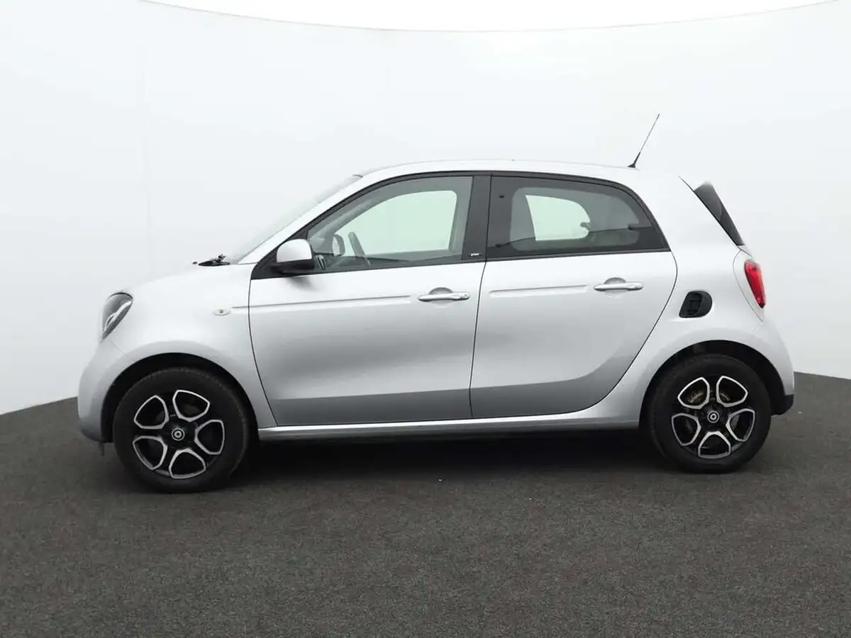 2019-smart-forfour-10-prime-premium-big-4