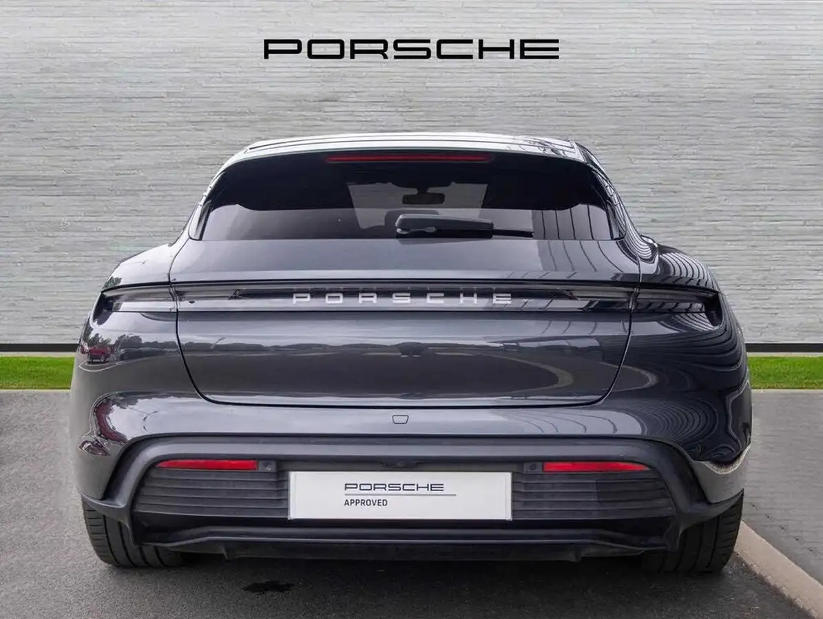 2023-porsche-taycan-e-4s-sport-turismo-571ps-performance-battery-plus-big-6