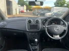 2013-dacia-sandero-12-laureate-small-19