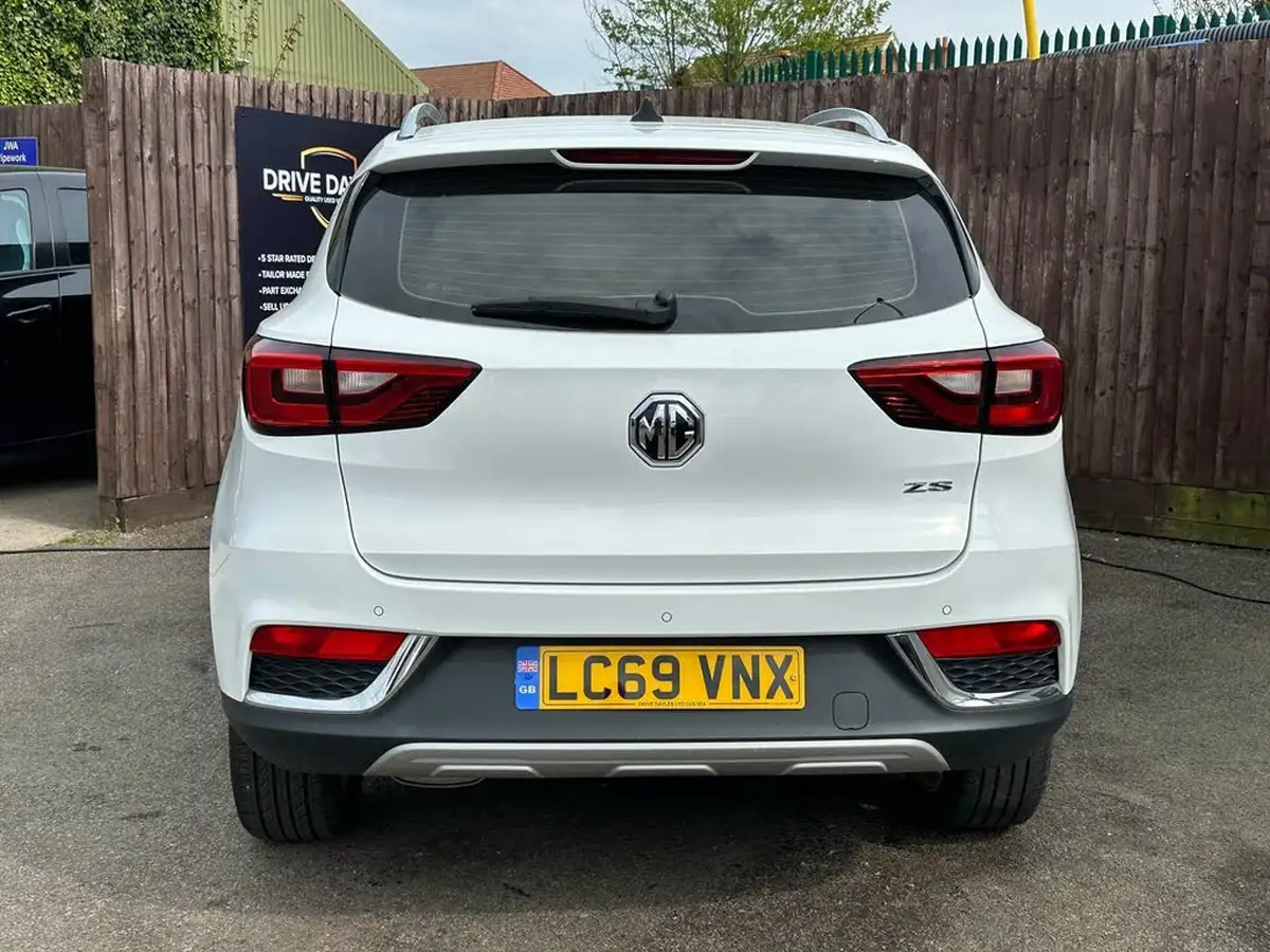 2019-mg-zs-suv-10t-gdi-excite-111ps-big-11