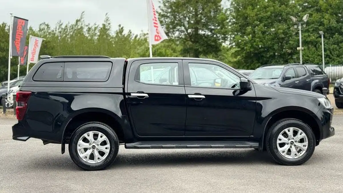 2024-isuzu-d-max-19td-dl20-double-auto-big-11