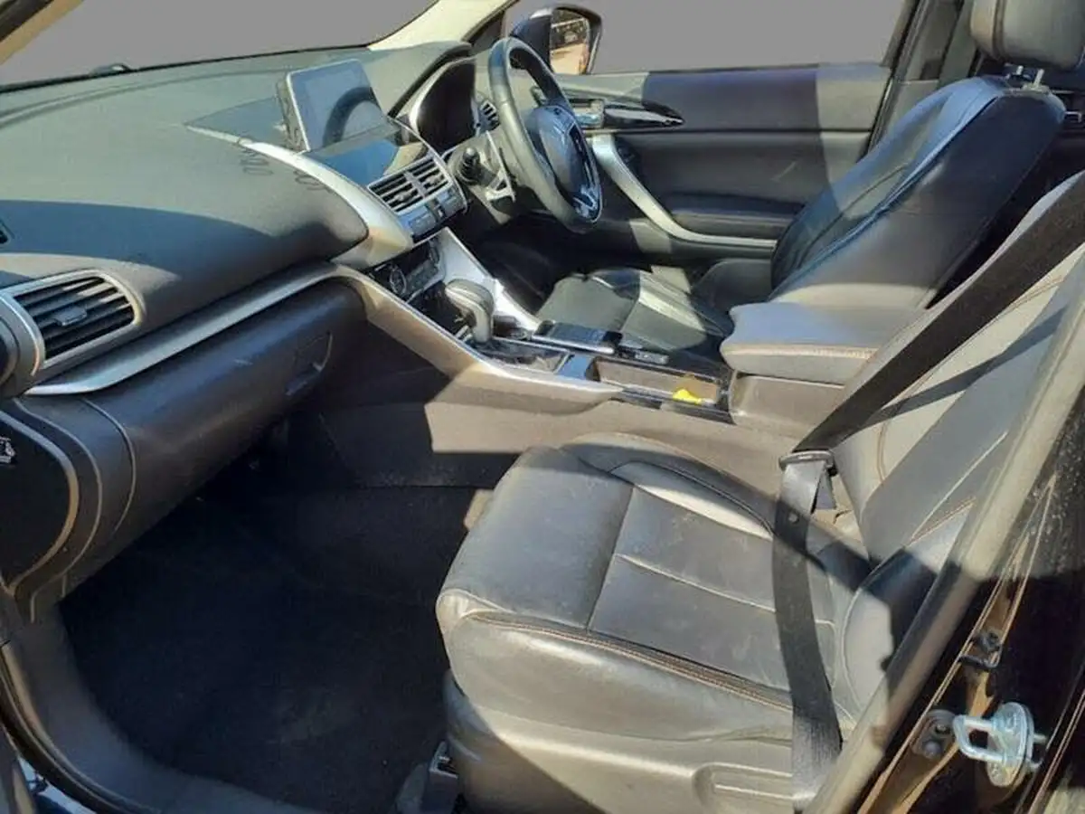 2019-mitsubishi-eclipse-cross-15-black-4wd-auto-big-6
