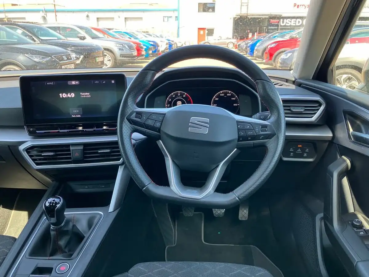 2021-seat-leon-10-tsi-evo-fr-hatchback-big-16