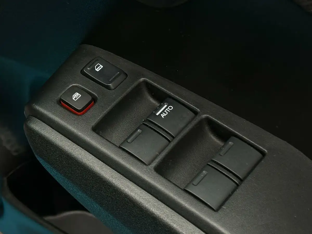 2010-honda-jazz-14-ex-big-16