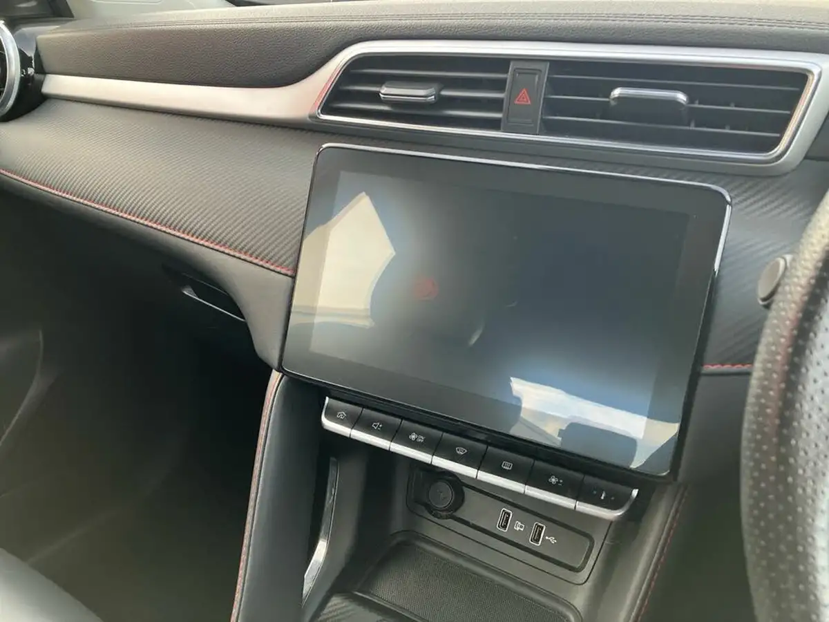 2022-mg-zs-suv-15-vti-tech-exclusive-big-42