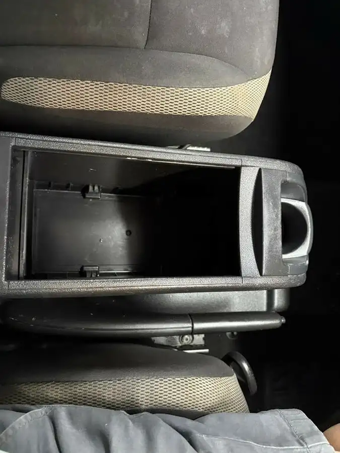 2014-citroen-berlingo-16hdi-xtr-90ps-airdream-egs6-big-18