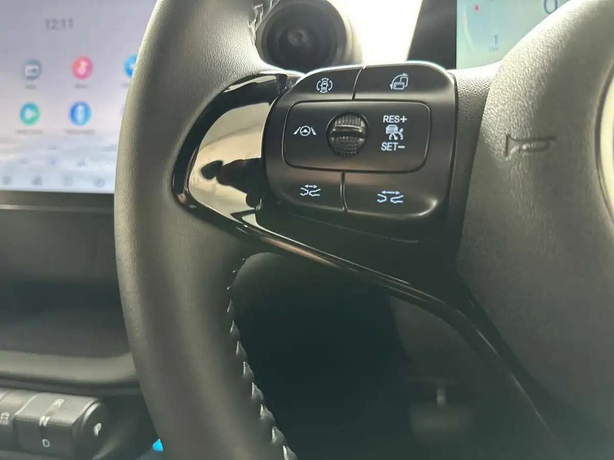 2024-byd-dolphin-e-comfort-big-25