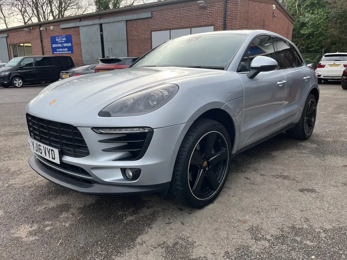 2016-porsche-macan-20-big-3
