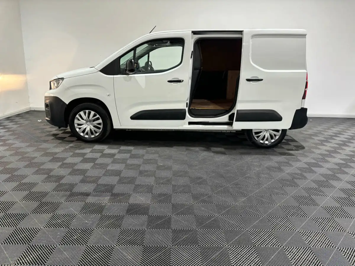 2022-peugeot-partner-15-bluehdi-1000-professional-premium-100pseu6d-big-11