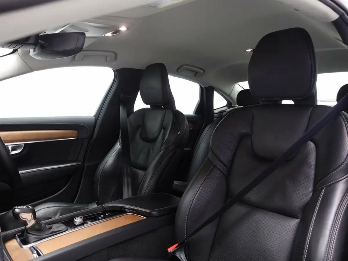 2020-volvo-s90-20td-d4-inscription-plus-big-14