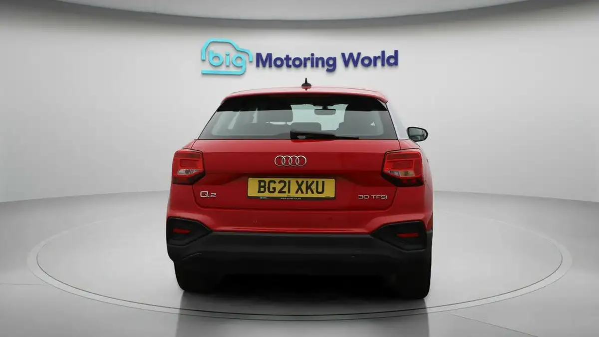 2021-audi-q2-10-30-tfsi-technik-big-6