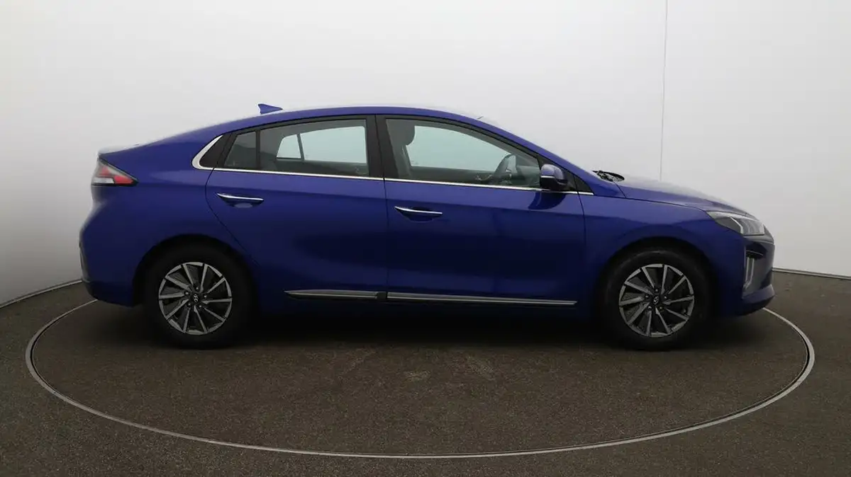 2022-hyundai-ioniq-e-premium-electric-big-47
