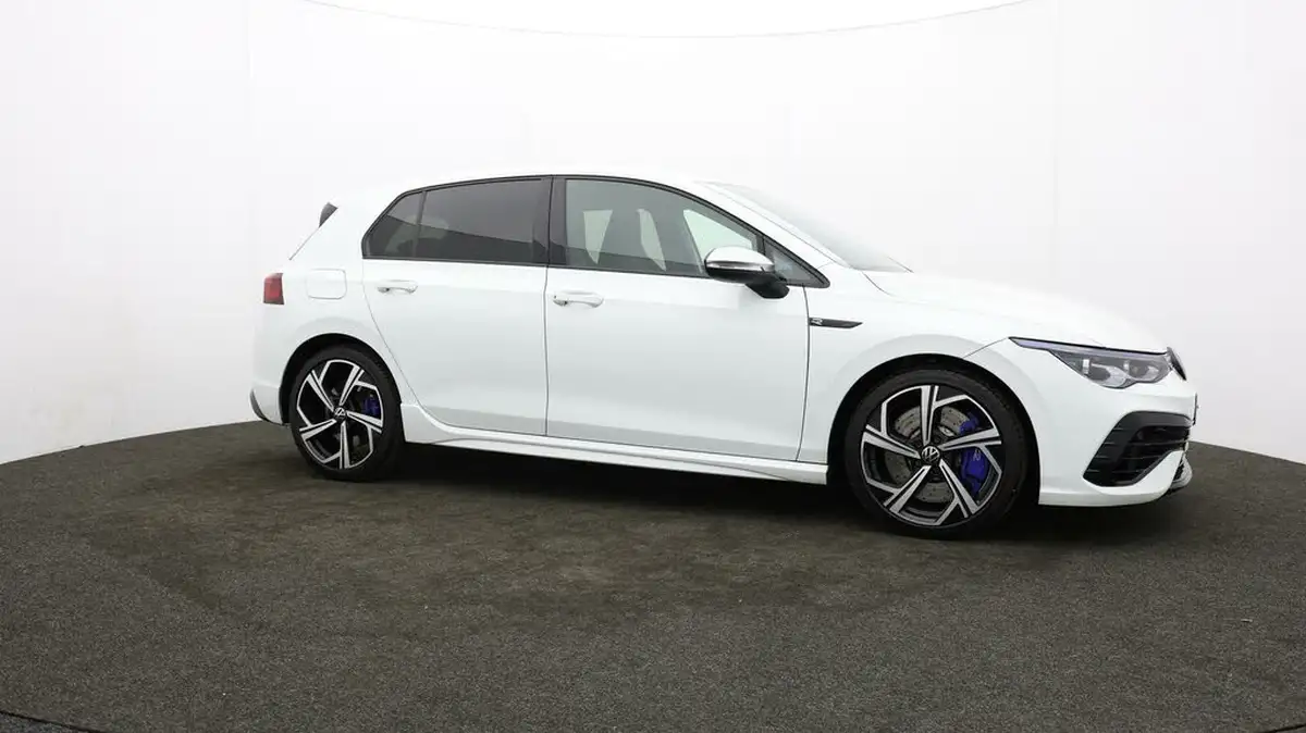2023-volkswagen-golf-20-tsi-r-320ps-hatchback-big-42
