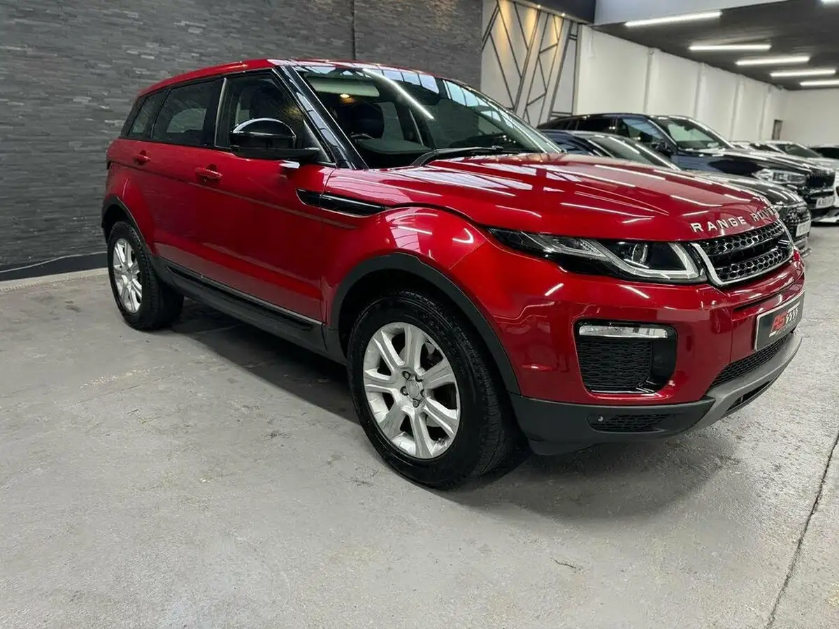 2017-land-rover-range-rover-evoque-20td4-se-tech-hatchback-5d-auto-big-0