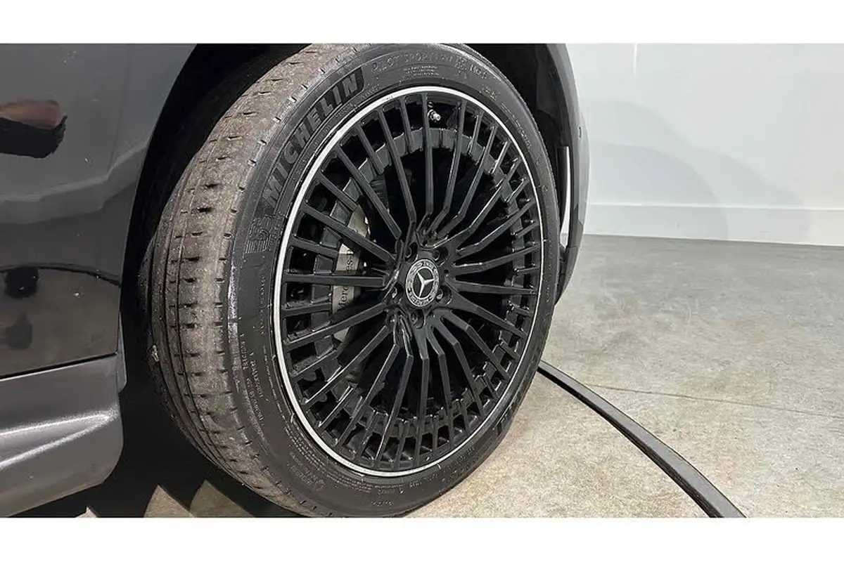 2022-mercedes-benz-eqc-e-eqc-400-amg-line-premium-plus-big-14