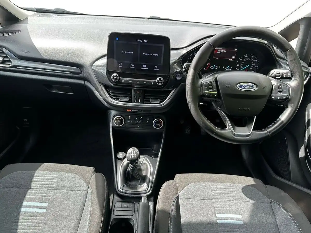2023-ford-fiesta-10t-active-125ps-hybrid-mhev-big-14