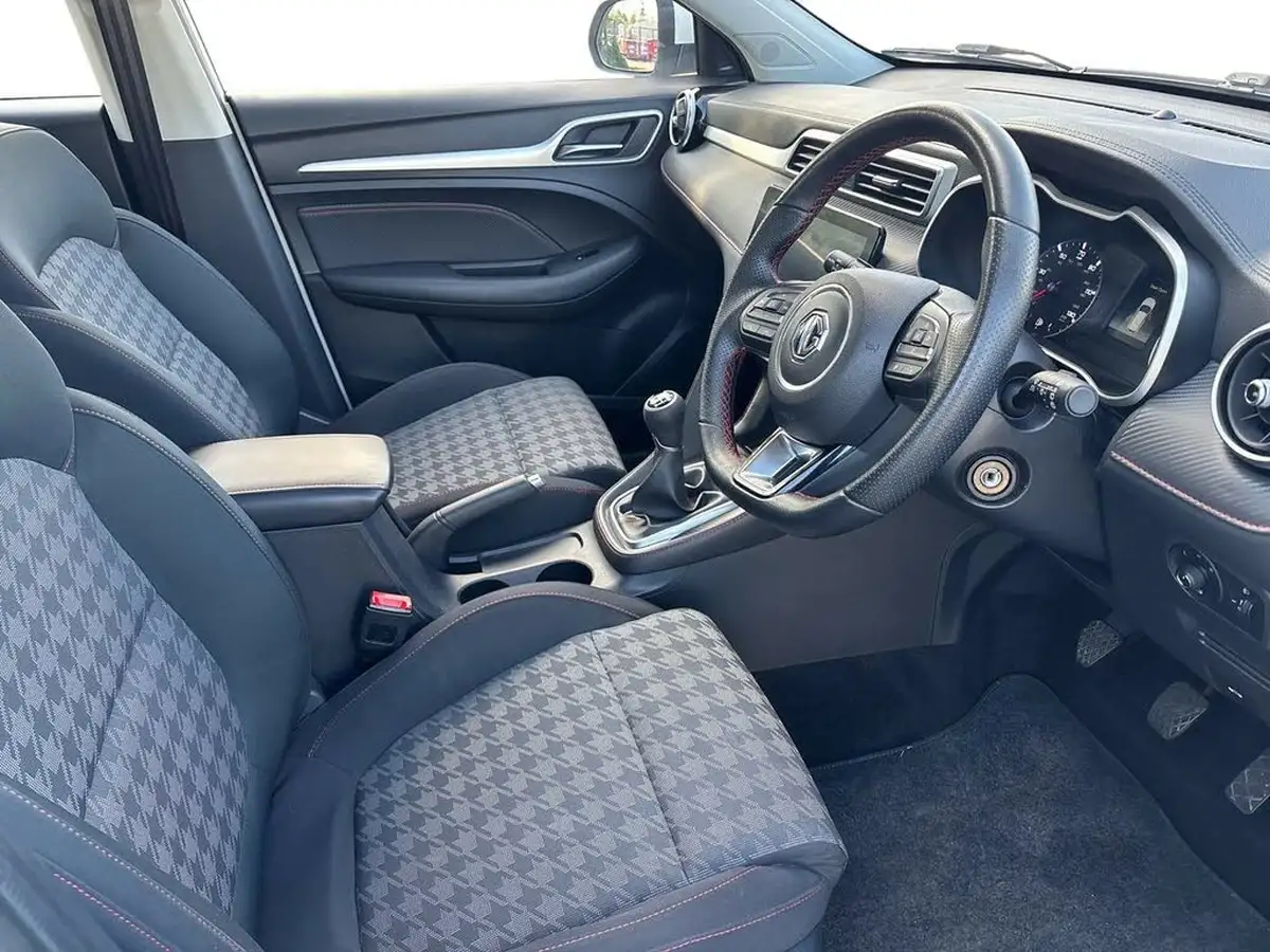 2022-mg-zs-suv-15-vti-tech-excite-big-8