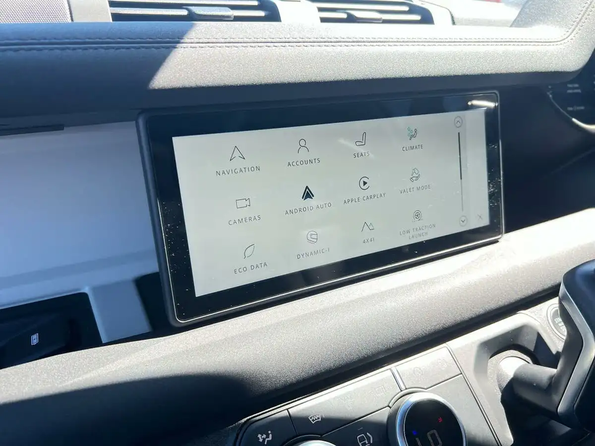 2021-land-rover-90-defender-30-d250-se-big-46