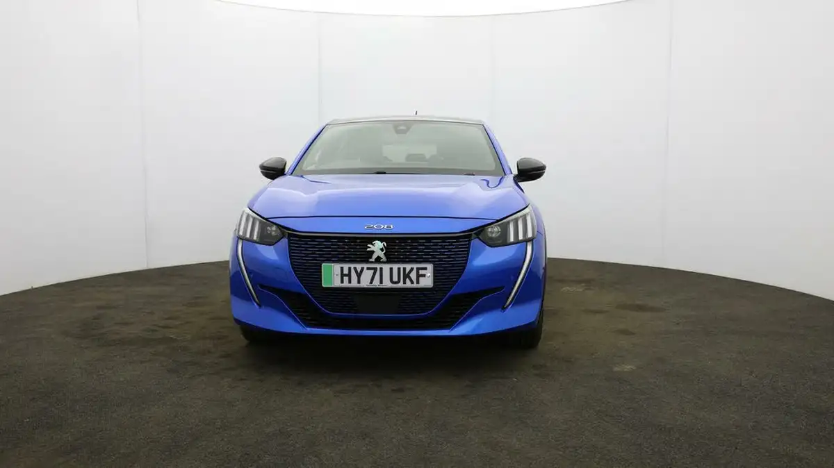 2021-peugeot-208-e-gt-premium-big-1