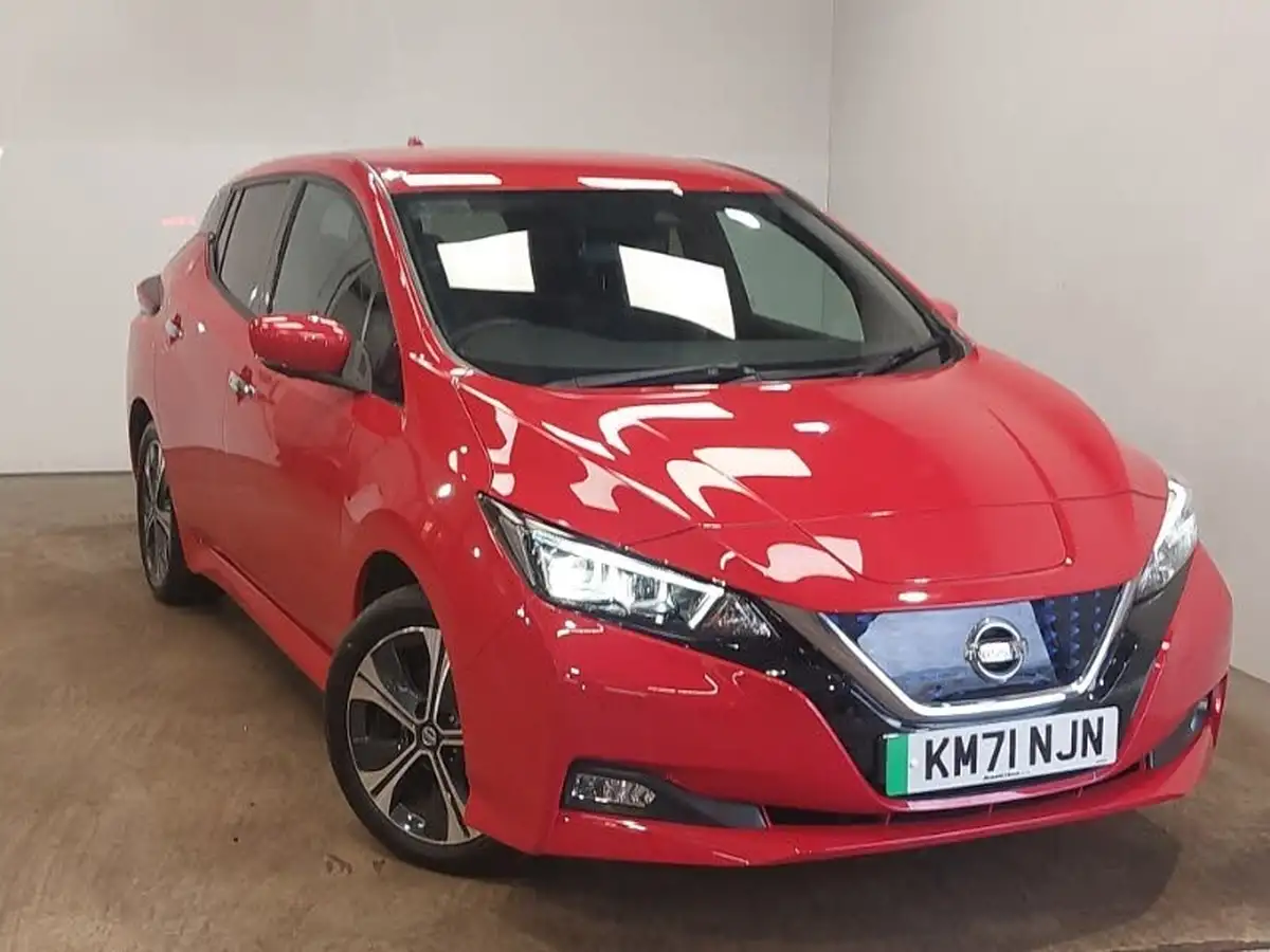 2021-nissan-leaf-e-tekna-big-0
