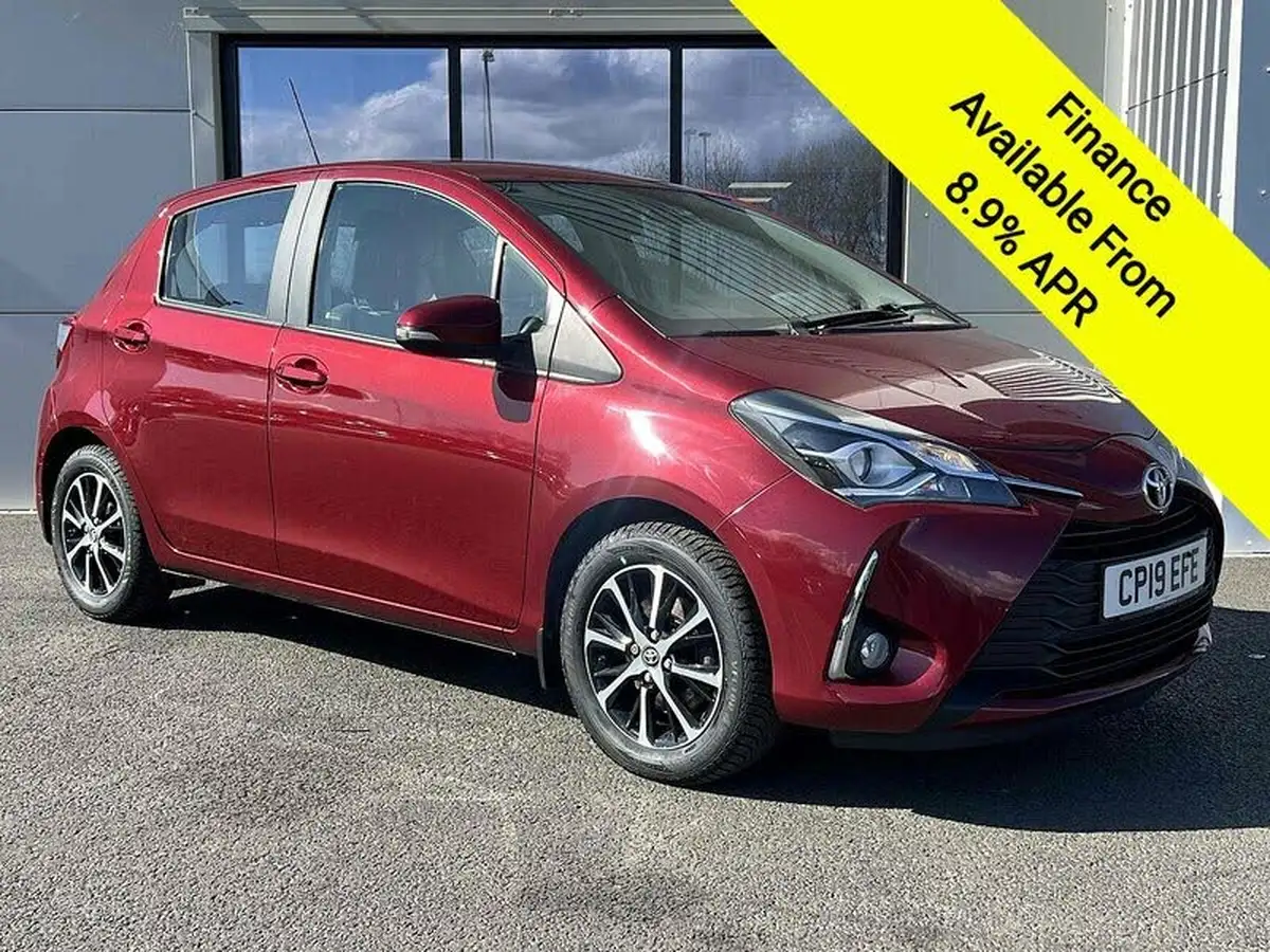 2019-toyota-yaris-15-vvt-i-icon-tech-111bhp-1496cc-big-0