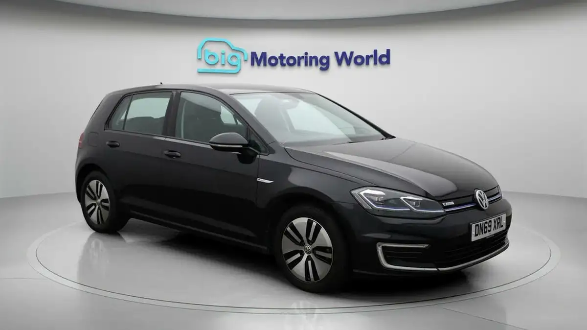 2019-volkswagen-golf-e-e-golf-big-1