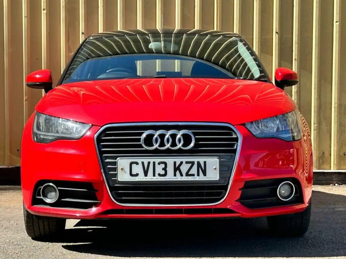 2013-audi-a1-14-tfsi-122ps-sportback-5d-1390cc-big-1
