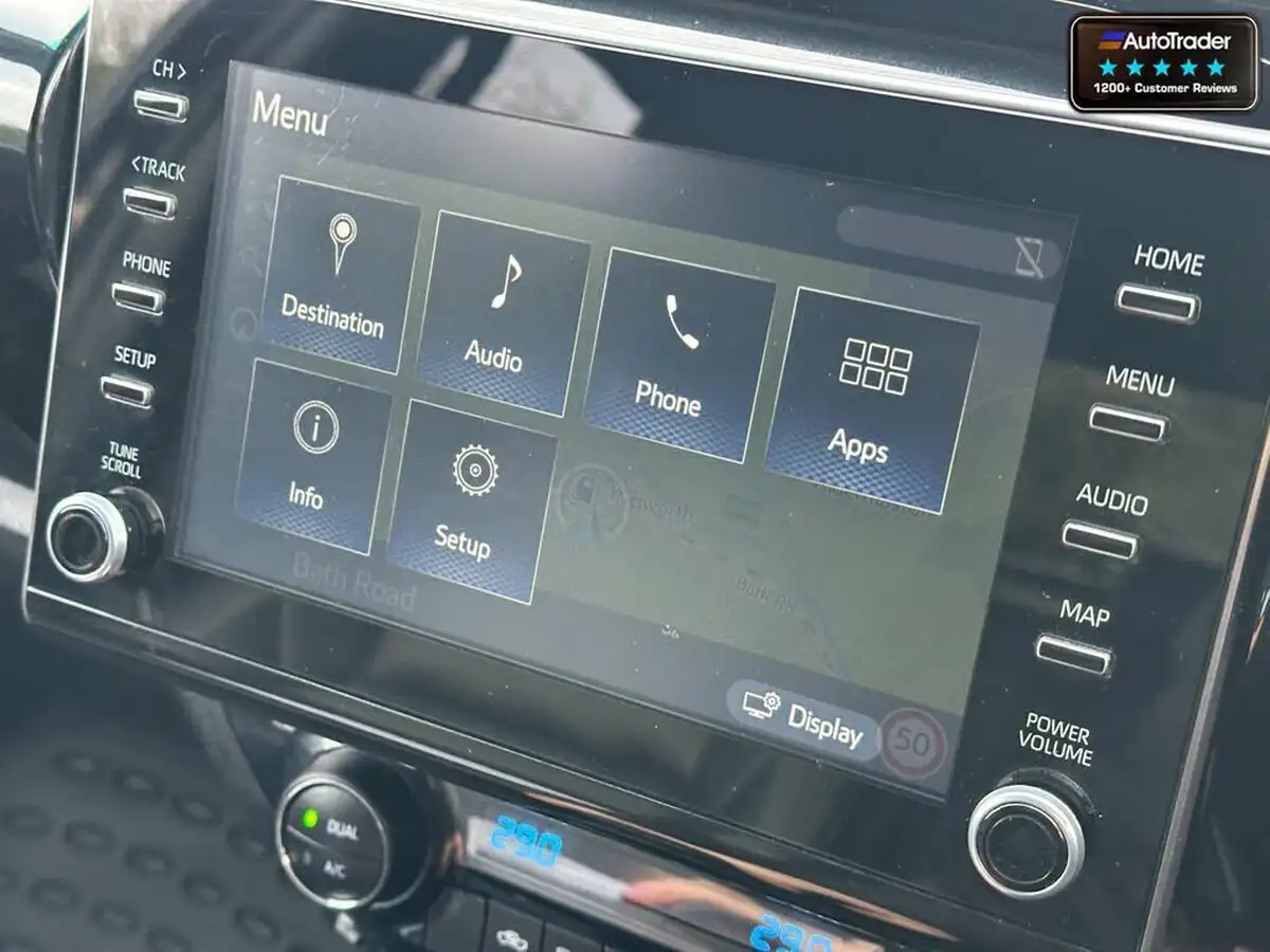 2023-toyota-hi-lux-28d-4d-invincible-x-2754cc-auto-big-35