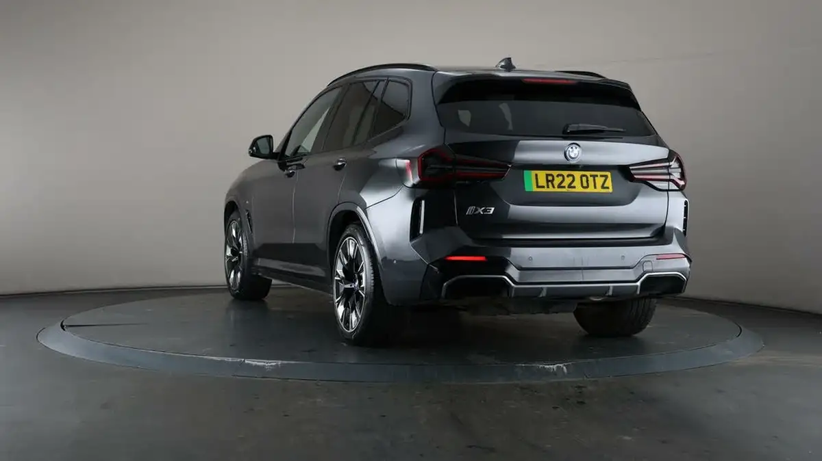 2022-bmw-ix3-e-m-sport-pro-big-56