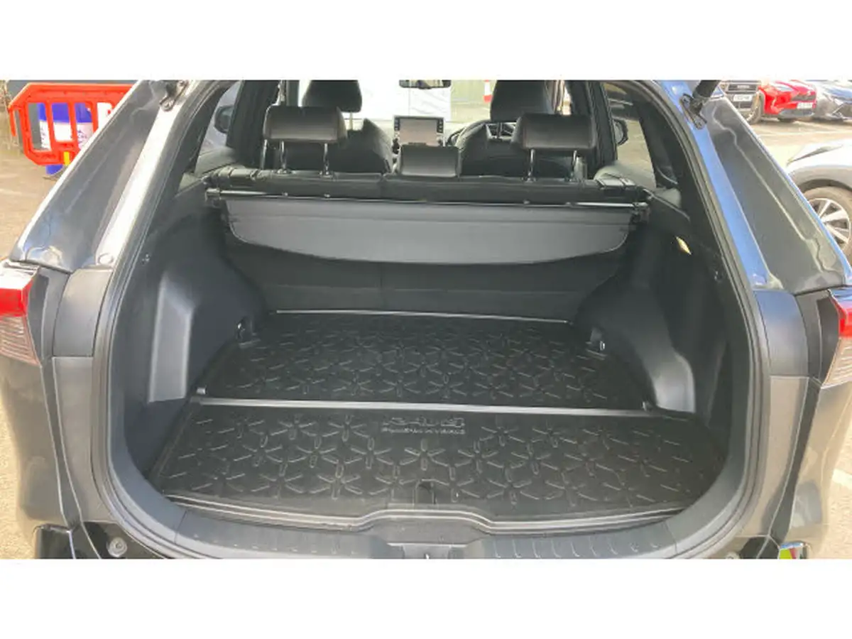 2022-toyota-rav4-25-vvt-i-design-302bhp-plug-in-big-13