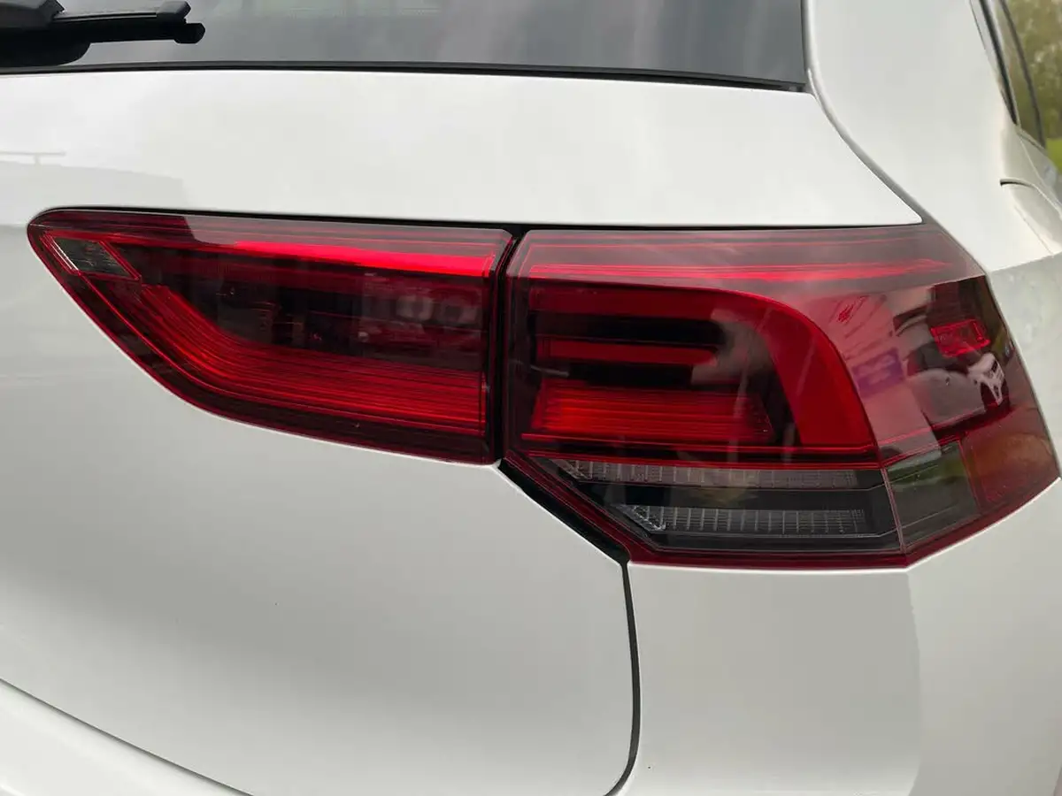 2021-volkswagen-golf-15-tsi-r-line-130ps-hatchback-big-50