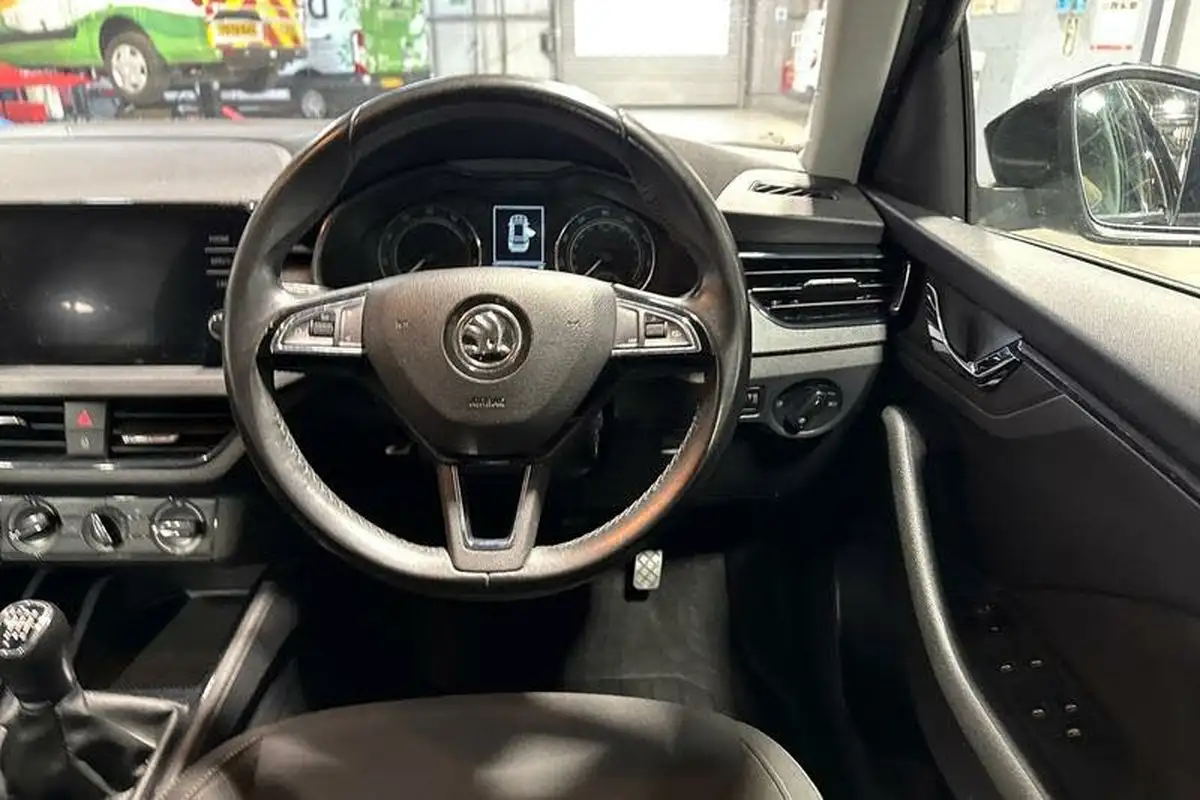 2020-skoda-kamiq-10-tsi-se-115ps-big-11