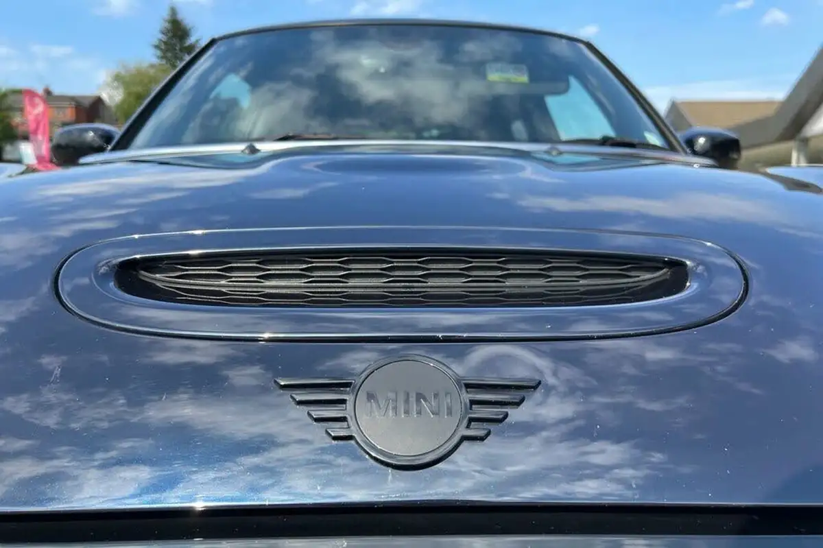 2021-mini-cooper-20-john-cooper-works-anniversary-edition-big-34