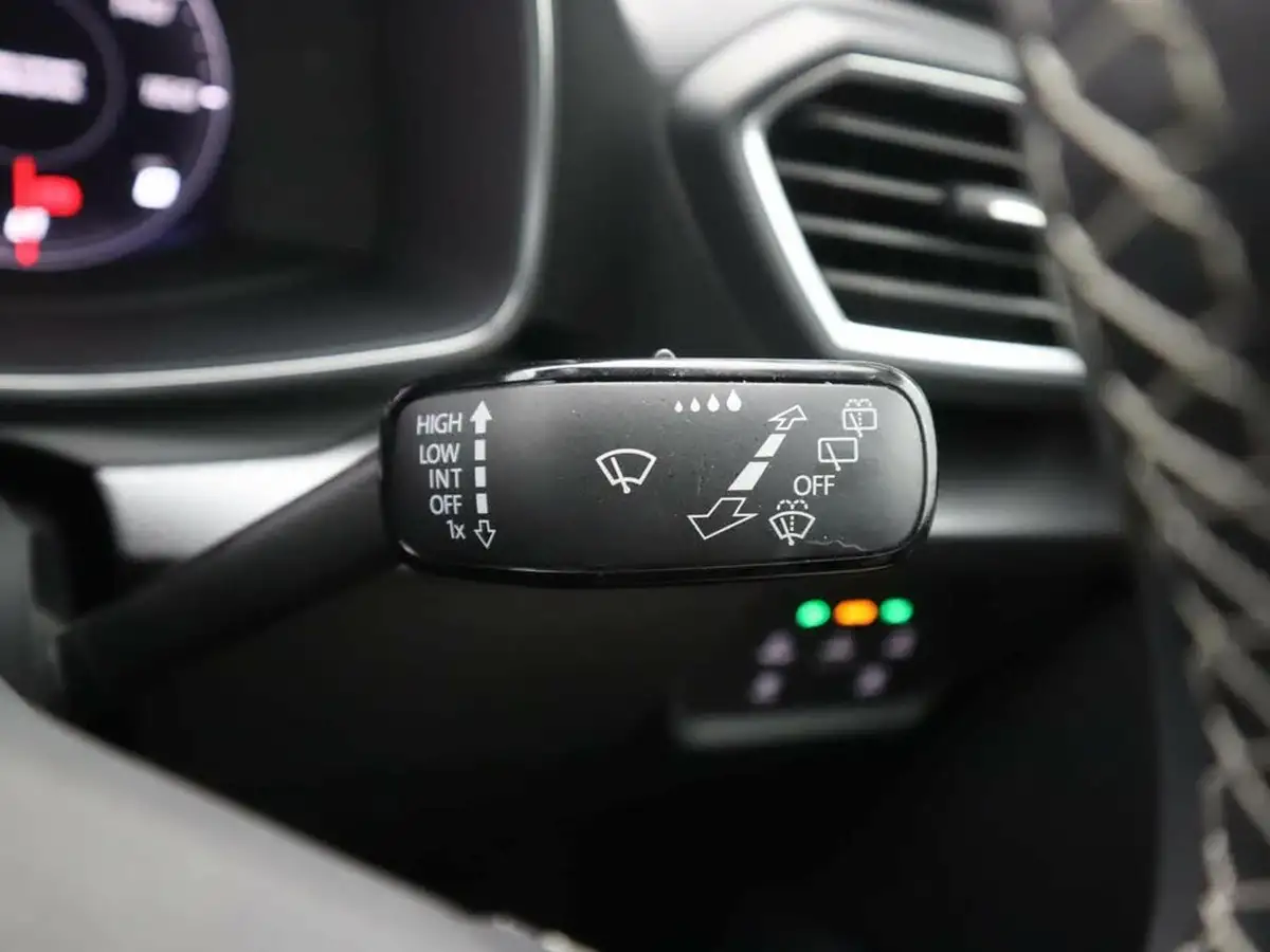2021-seat-leon-10-tsi-evo-se-dynamic-hatchback-big-33