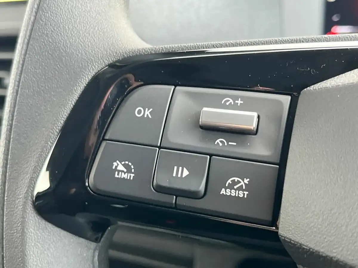 2024-vauxhall-vivaro-15td-xl-pro-big-21