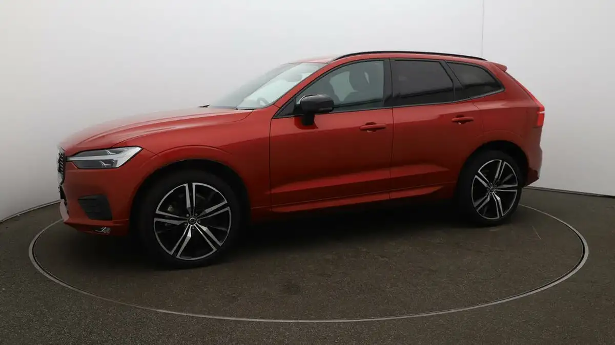 2021-volvo-xc60-20-b5-r-design-awd-big-65