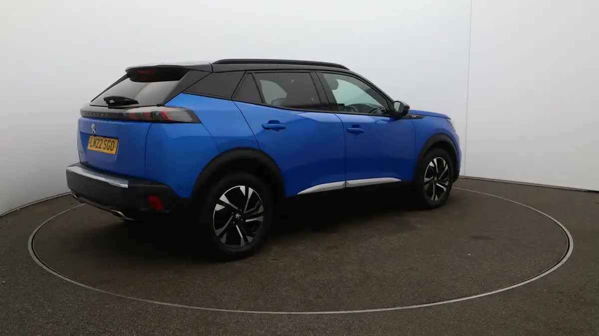 2022-peugeot-2008-suv-12-puretech-gt-big-53