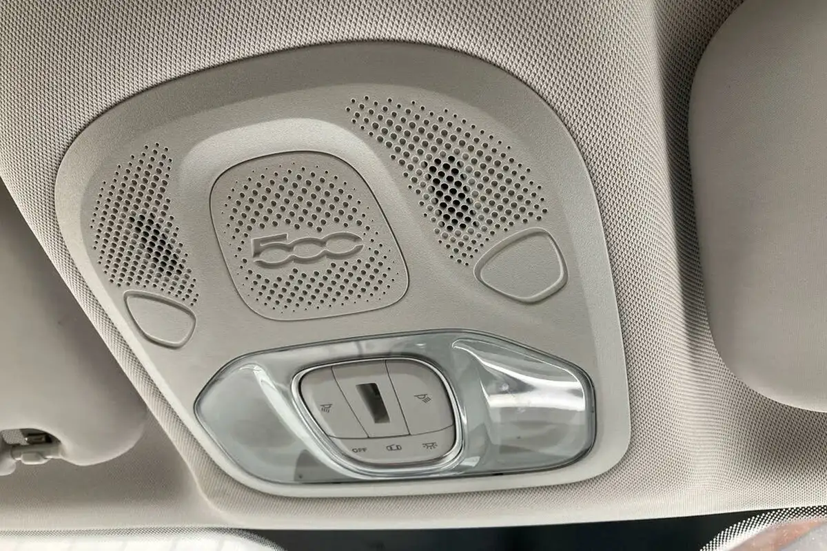 2016-fiat-500x-14-multiair-lounge-big-23