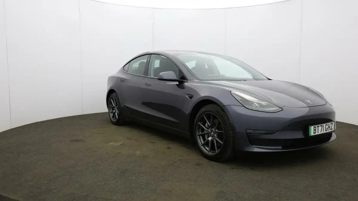 2021-tesla-model-3-e-long-range-awd-big-46