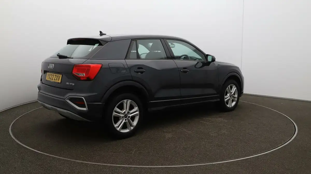 2022-audi-q2-15-35-tfsi-sport-s-tronic-big-46