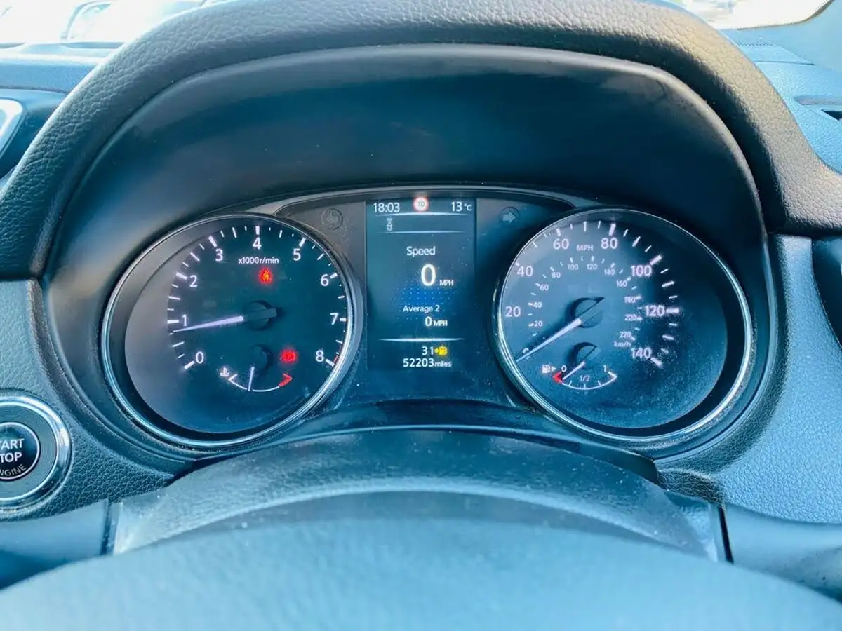 2017-nissan-qashqai-12-dig-t-n-vision-18in-big-14