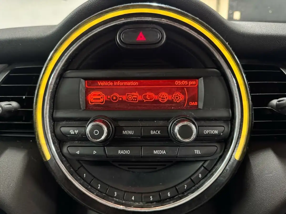 2015-mini-cooper-15td-cooper-d-114bhp-5d-big-43