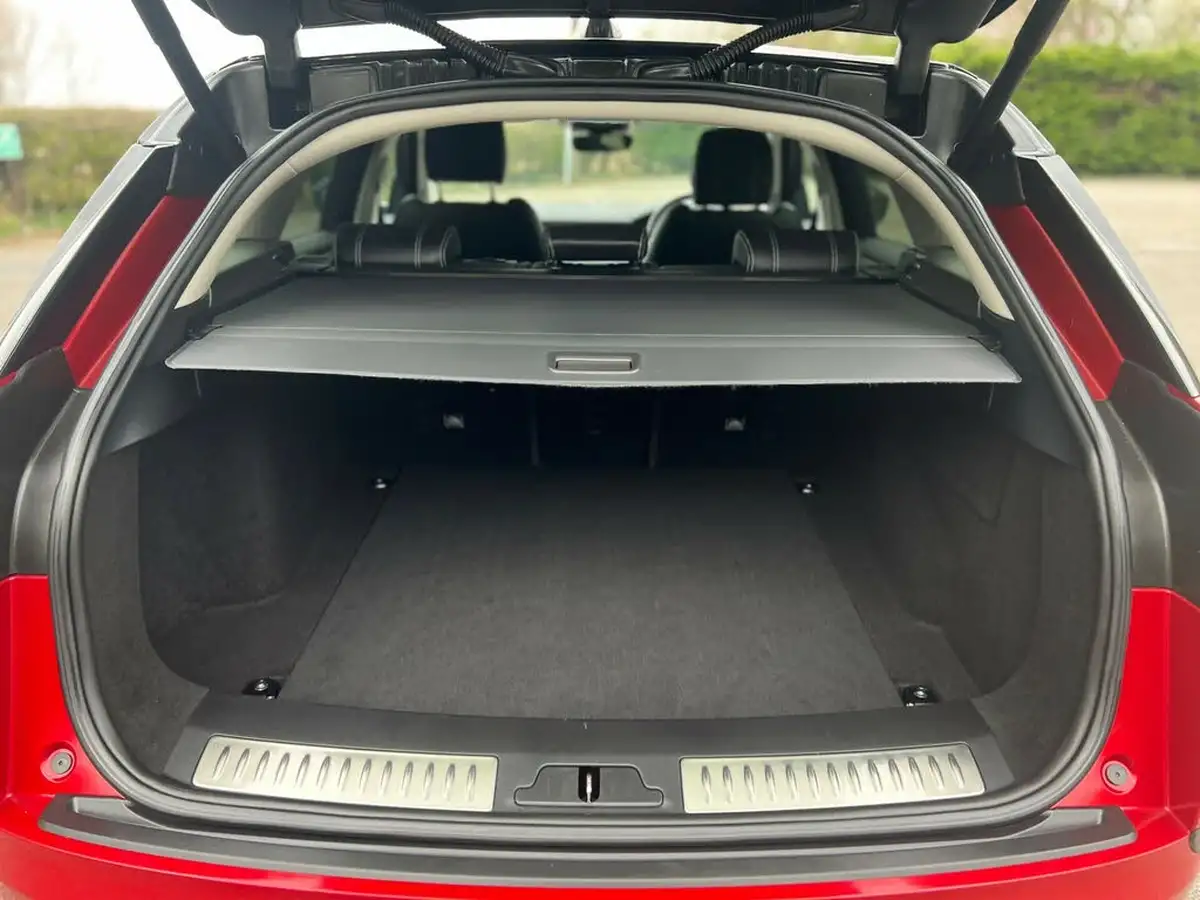 2020-land-rover-range-rover-velar-20-d240-s-big-46