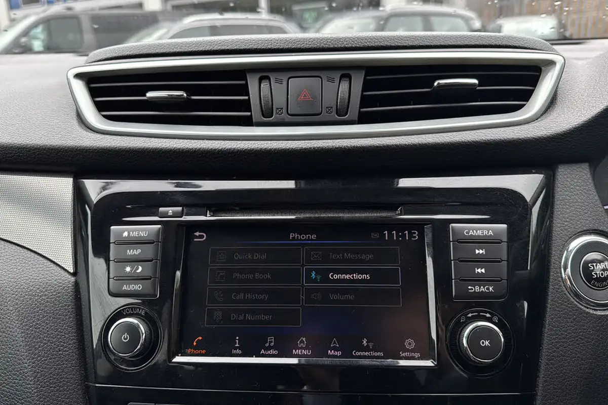 2019-nissan-qashqai-13-dig-t-n-motion-140ps-big-18