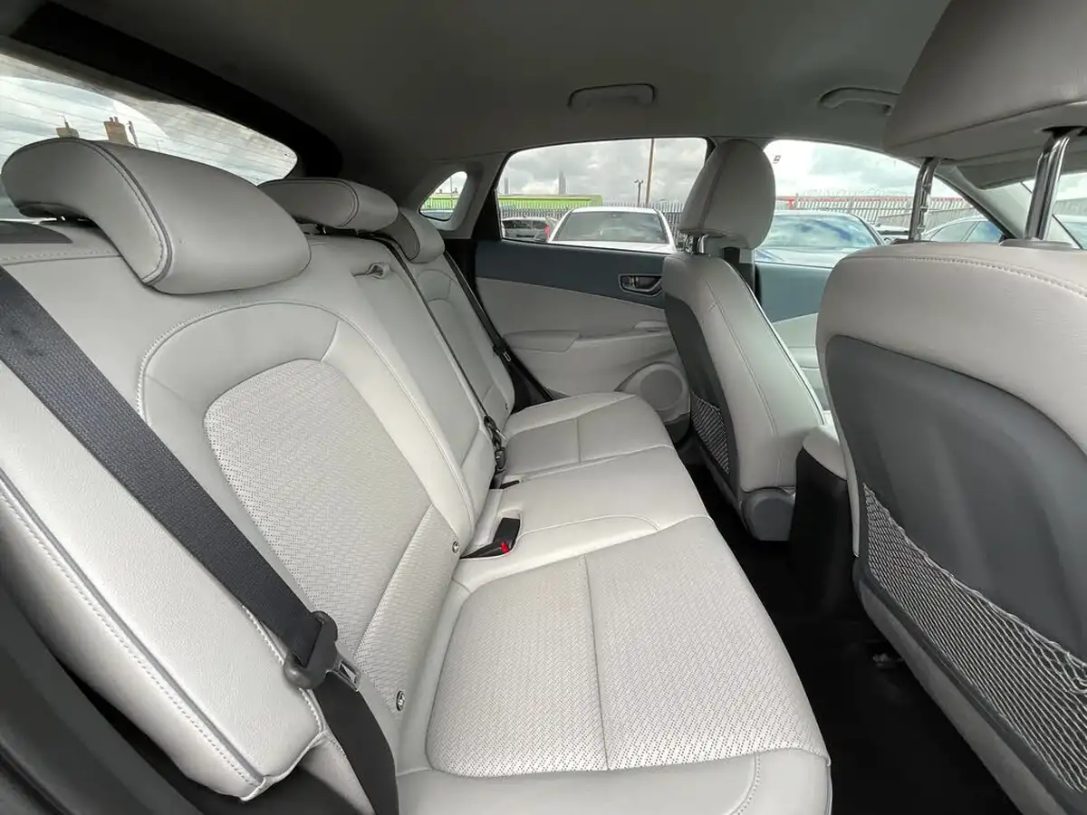 2019-hyundai-kona-e-premium-se-64kwh-big-7