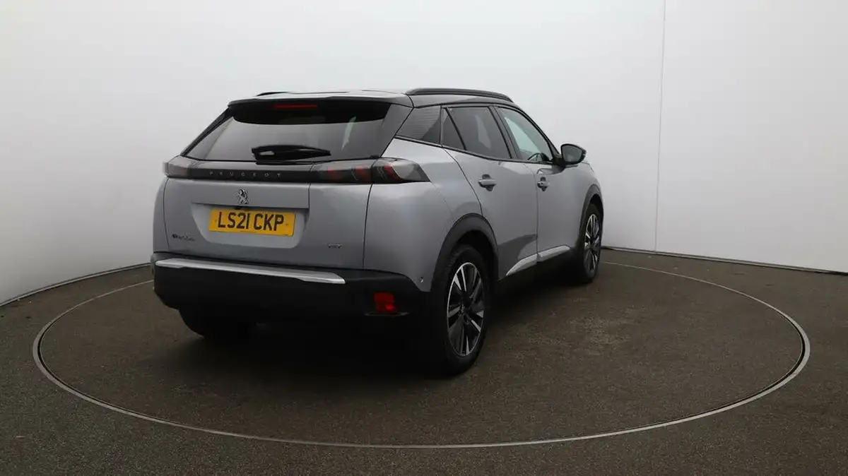 2021-peugeot-2008-suv-e-gt-premium-big-57