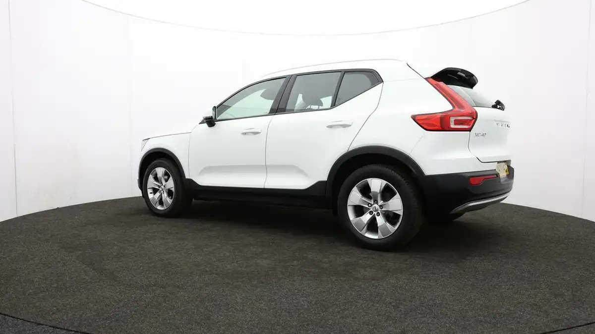 2020-volvo-xc40-20td-d3-momentum-geartronic-big-72