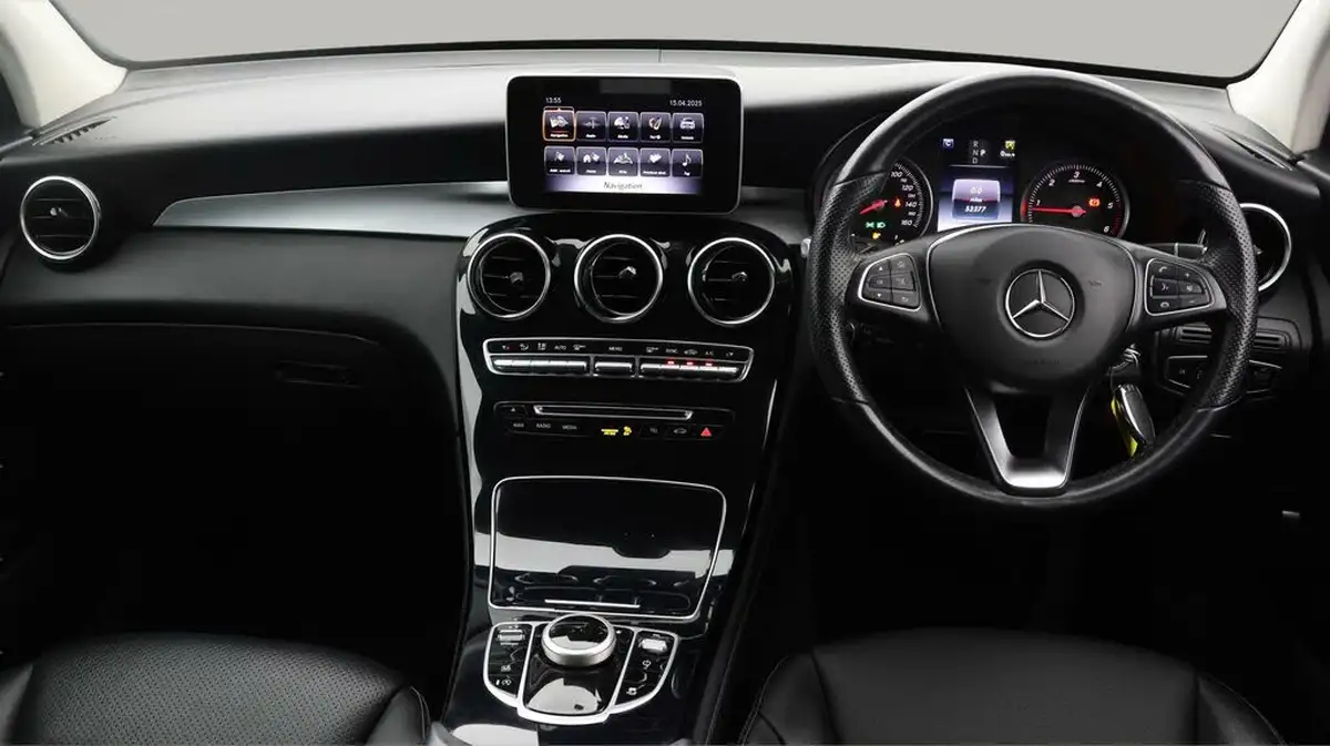 2018-mercedes-benz-glc-class-21d-glc220d-urban-edition-big-13
